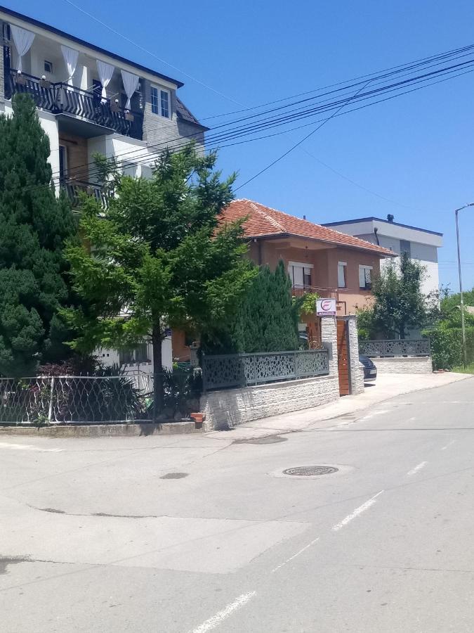 Finesi Apartments 2 Ohri Dış mekan fotoğraf